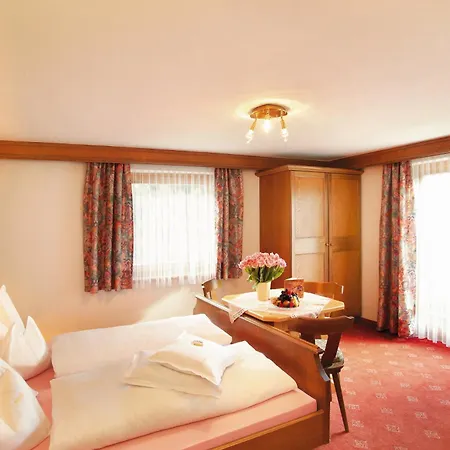 Apartment Pezinerblick Ischgl